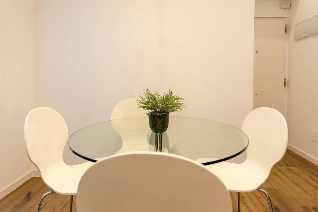 Key-Wise La Escapada Urbana Apartment Malaga Ngoại thất bức ảnh